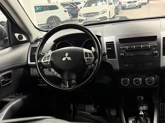 Mitsubishi Outlander 11 of 12