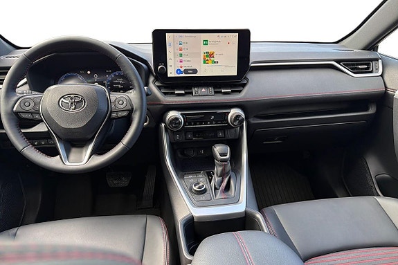 Toyota RAV4 10 of 21