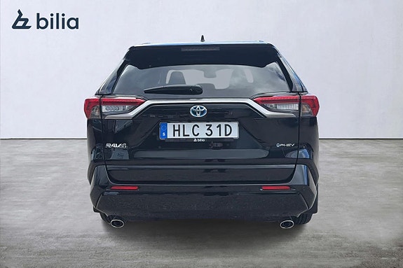 Toyota RAV4 5 of 21
