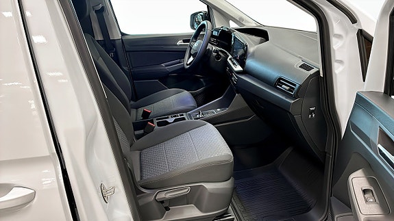 Ford Transit Connect 3 of 12