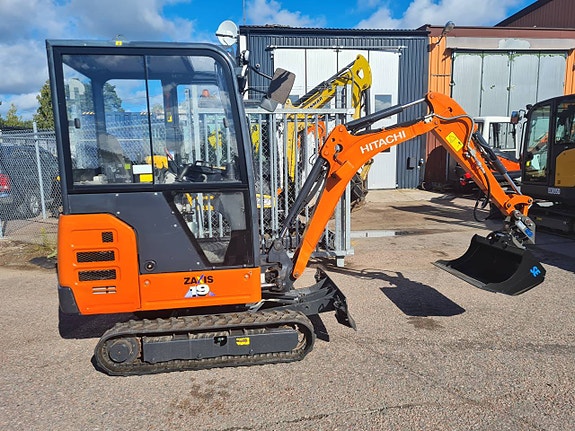 MINIGRÄVARE BEG. HITACHI ZX19-6 inkl. TILT & SKOPOR 2 of 7