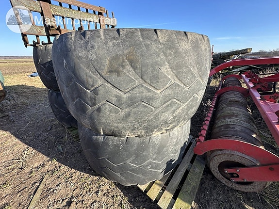 Hjullastardäck Trelleborg 680/55r26.5 4 of 11