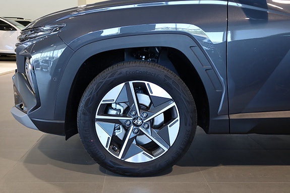 Hyundai Tucson 28 of 29