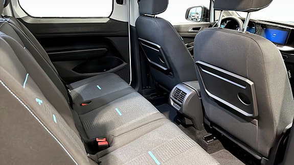 Ford Connect Tourneo 5 of 14