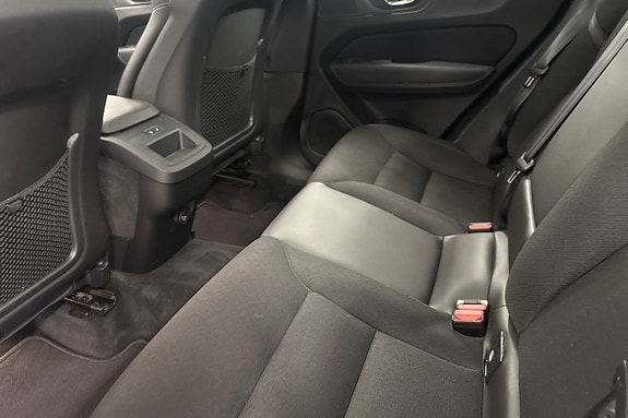Volvo XC60 12 of 24