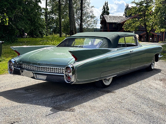 Cadillac Eldorado Biarritz 3 of 6