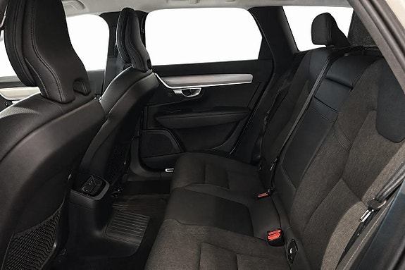 Volvo V90 6 of 17