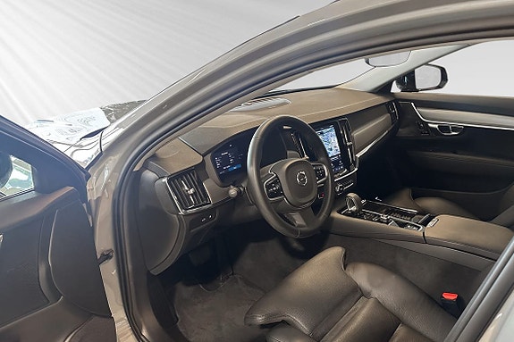 Volvo V90 7 of 25