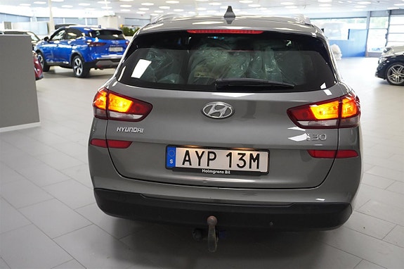 Hyundai i30 8 of 9