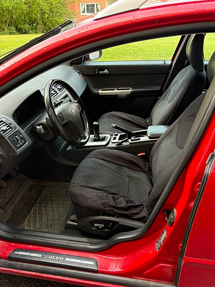 Volvo V50 5 of 10