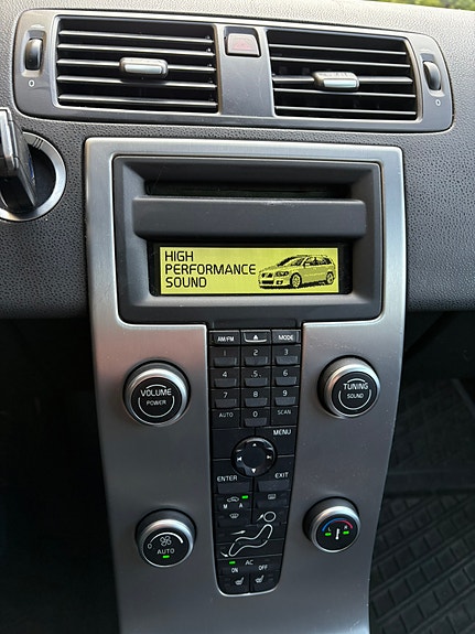 Volvo V50 8 of 10