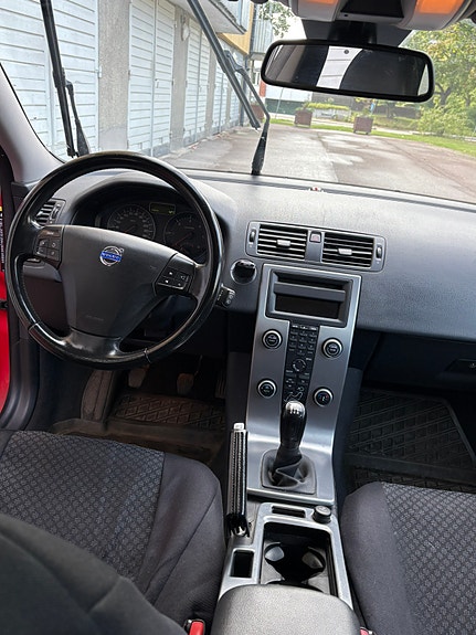 Volvo V50 7 of 10
