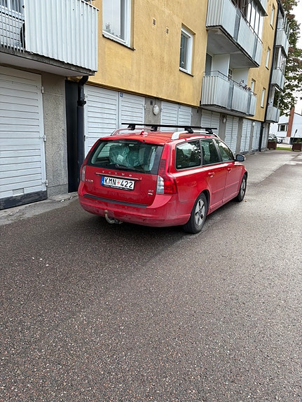 Volvo V50 3 of 10