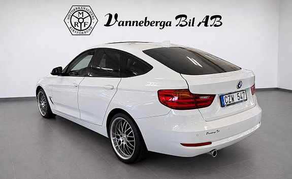 BMW 320d 4 of 7