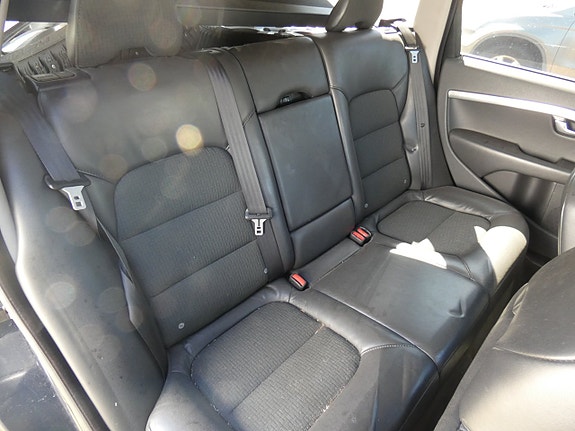 Volvo V70 13 of 14
