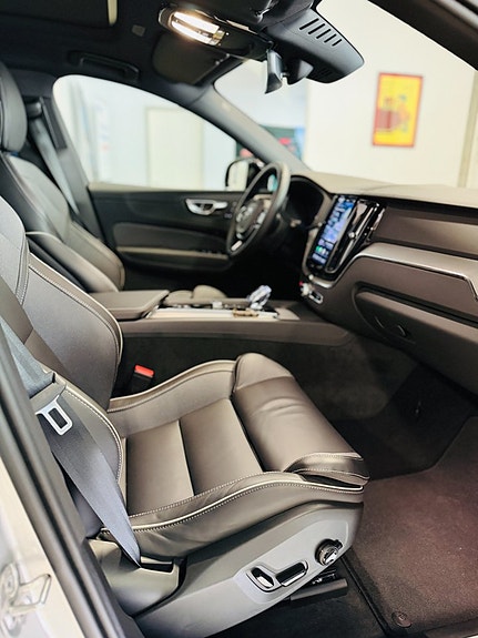 Volvo XC60 24 of 26