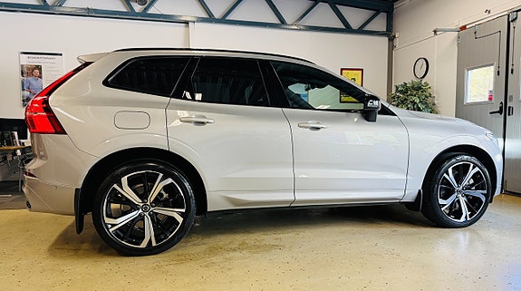 Volvo XC60 11 of 26