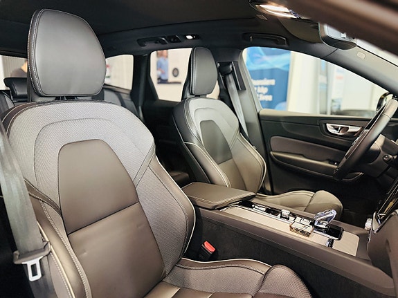 Volvo XC60 26 of 26