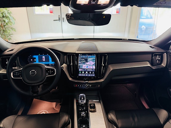 Volvo XC60 19 of 26