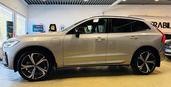 Volvo XC60 4 of 26