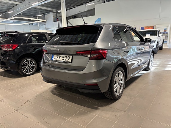 Skoda Fabia 3 of 8