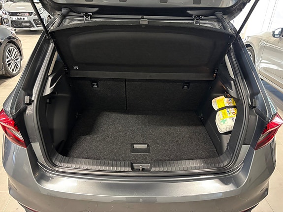 Skoda Fabia 4 of 8