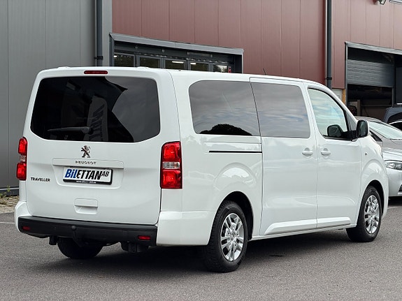 Peugeot Traveller 7 of 19
