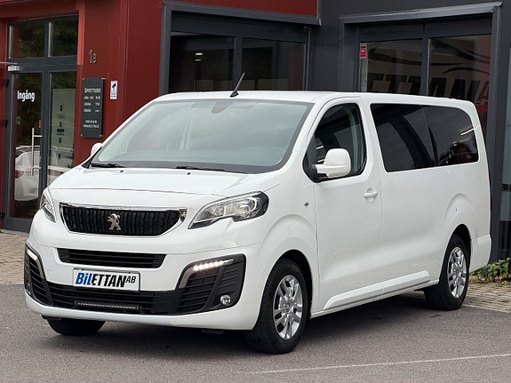 Peugeot Traveller 4 of 19