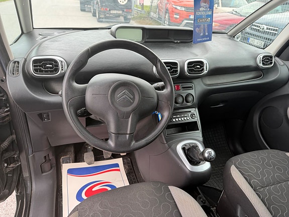 Citroen C3 Picasso 18 of 28