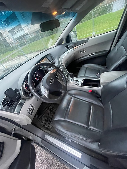 Subaru Tribeca 4 of 7