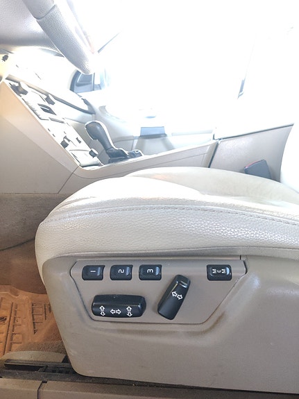 Volvo XC90 11 of 14