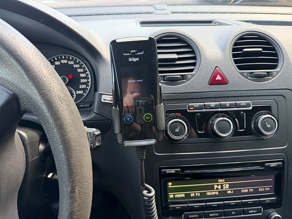 Volkswagen Caddy Maxi 13 of 21