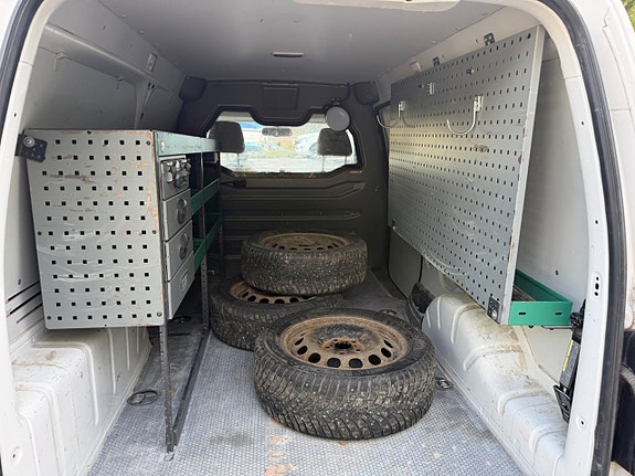 Volkswagen Caddy Maxi 7 of 21
