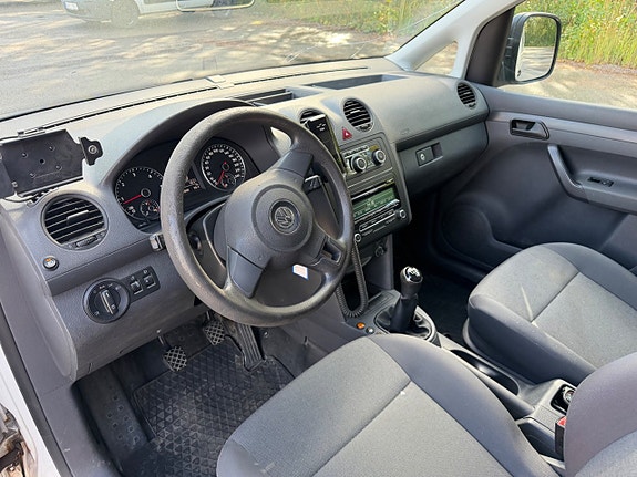 Volkswagen Caddy Maxi 12 of 21