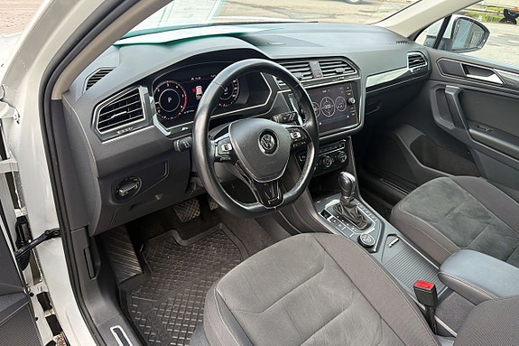 Volkswagen Tiguan 6 of 17