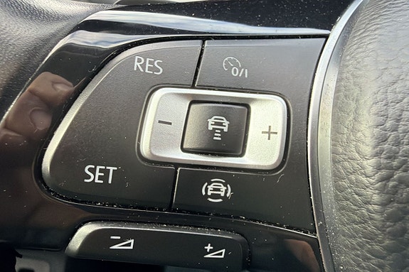 Volkswagen Tiguan 16 of 17