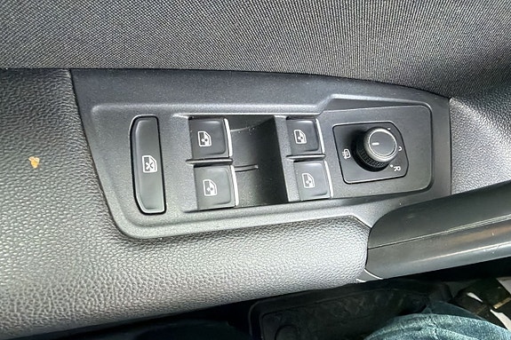 Volkswagen Tiguan 15 of 17