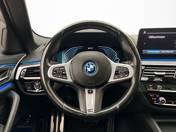 BMW 530e 16 of 30