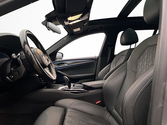 BMW 530e 13 of 30