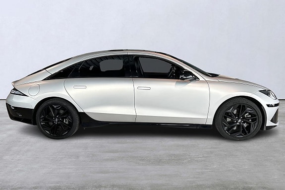 Hyundai Ioniq 6 3 of 16