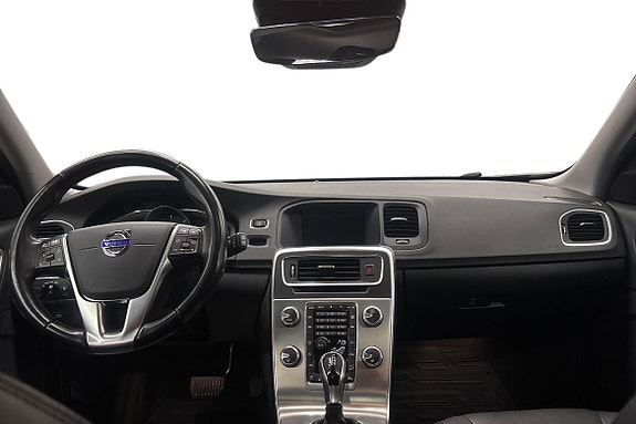 Volvo V60 Cross Country 9 of 22