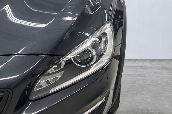 Volvo V60 Cross Country 20 of 22