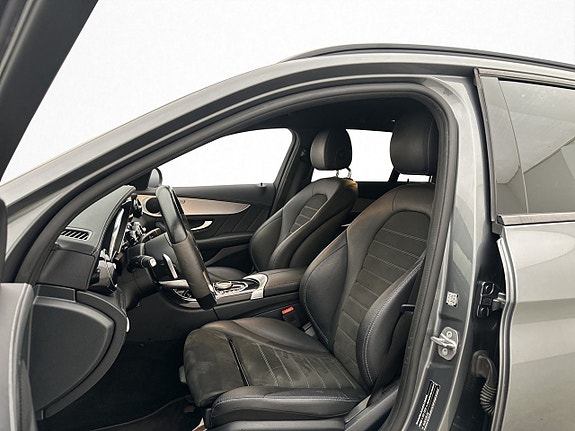 Mercedes-Benz C300 15 of 30