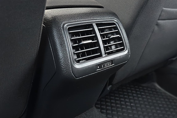 Volkswagen Golf I 17 of 30