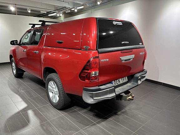 Toyota HiLux 2 of 2