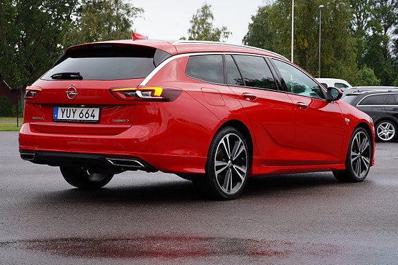 Opel Insignia 2 of 27