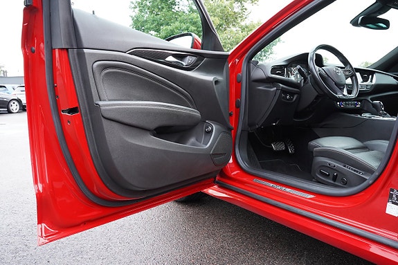 Opel Insignia 11 of 27