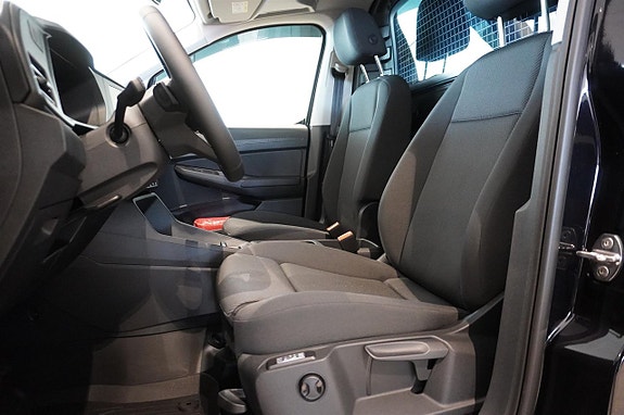 Ford Transit Connect 5 of 15