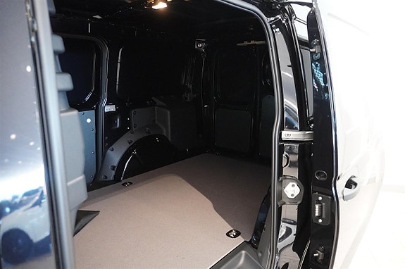 Ford Transit Connect 6 of 15