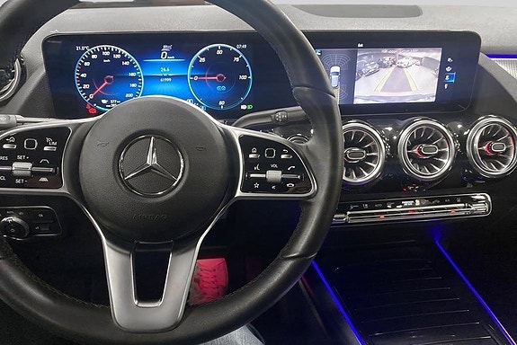 Mercedes-Benz EQA300 11 of 14